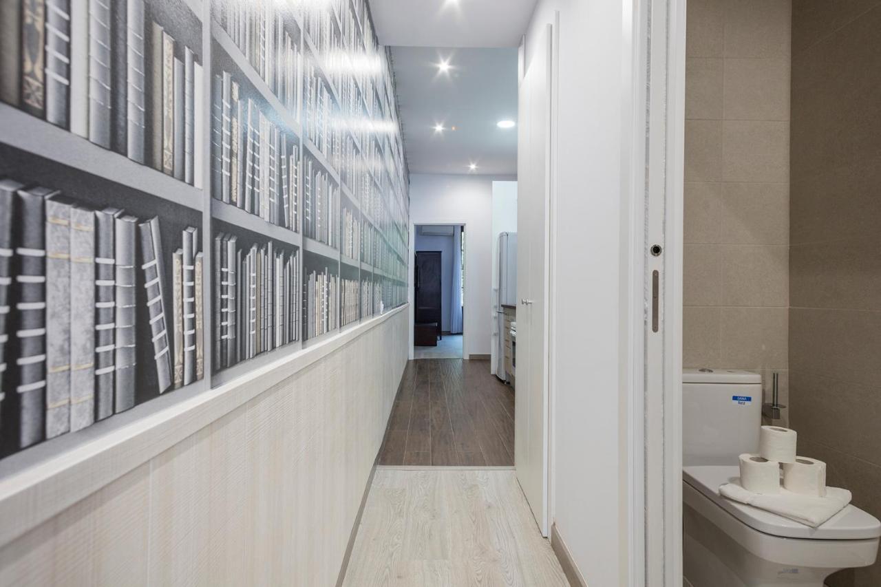 Alcam Books Apartment Barcelona Exterior photo